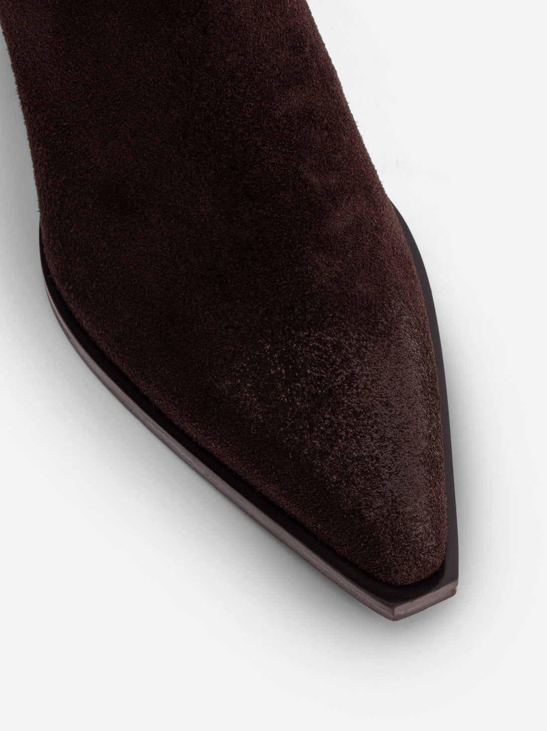 Luz Brown Crust Leather Ankle Boots – Toe Close-Up View – POEVE Collection