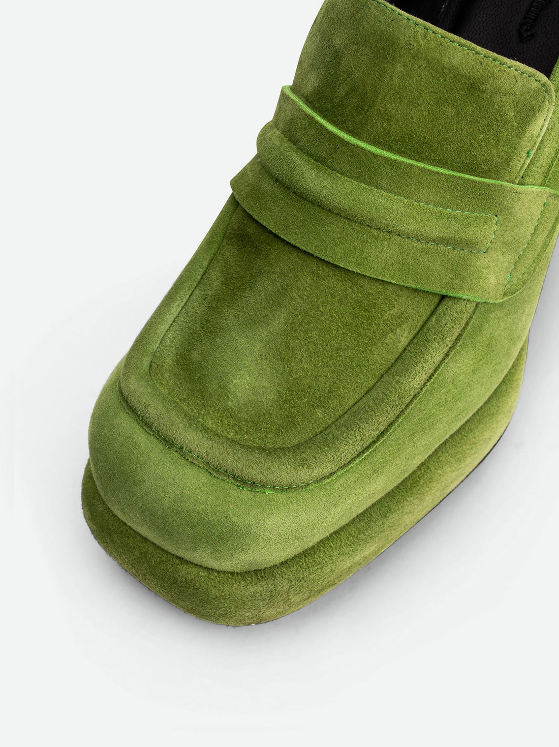 Zery Green Suede Heel Loafers – Toe Close-up View – POEVE Collection