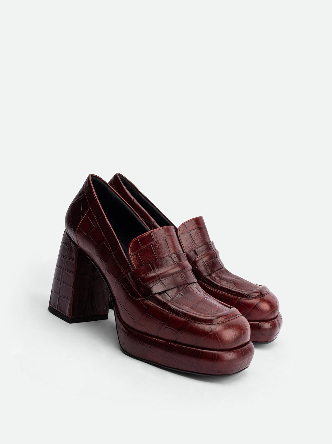 Zery Brick Red Croco Print Leather Heel Loafers – Angled Side View – POEVE Collection