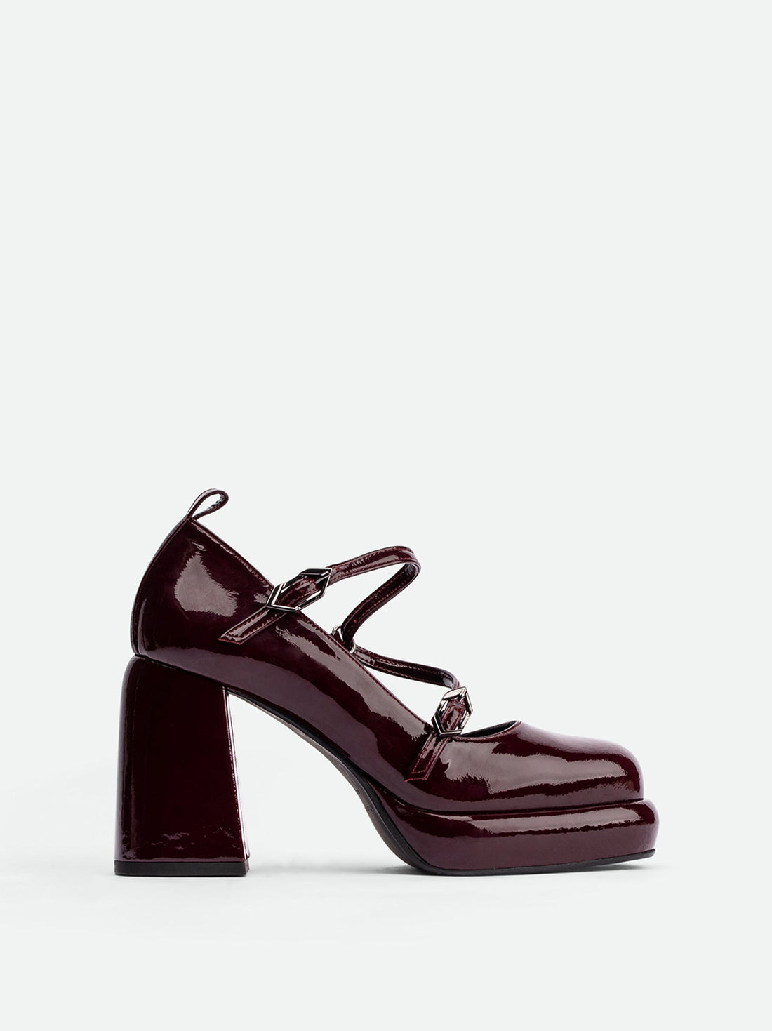 Denky Bordeaux Patent Leather Pumps – Side View – POEVE Collection