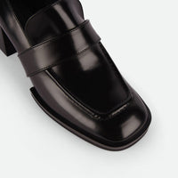 Noemi Loafers