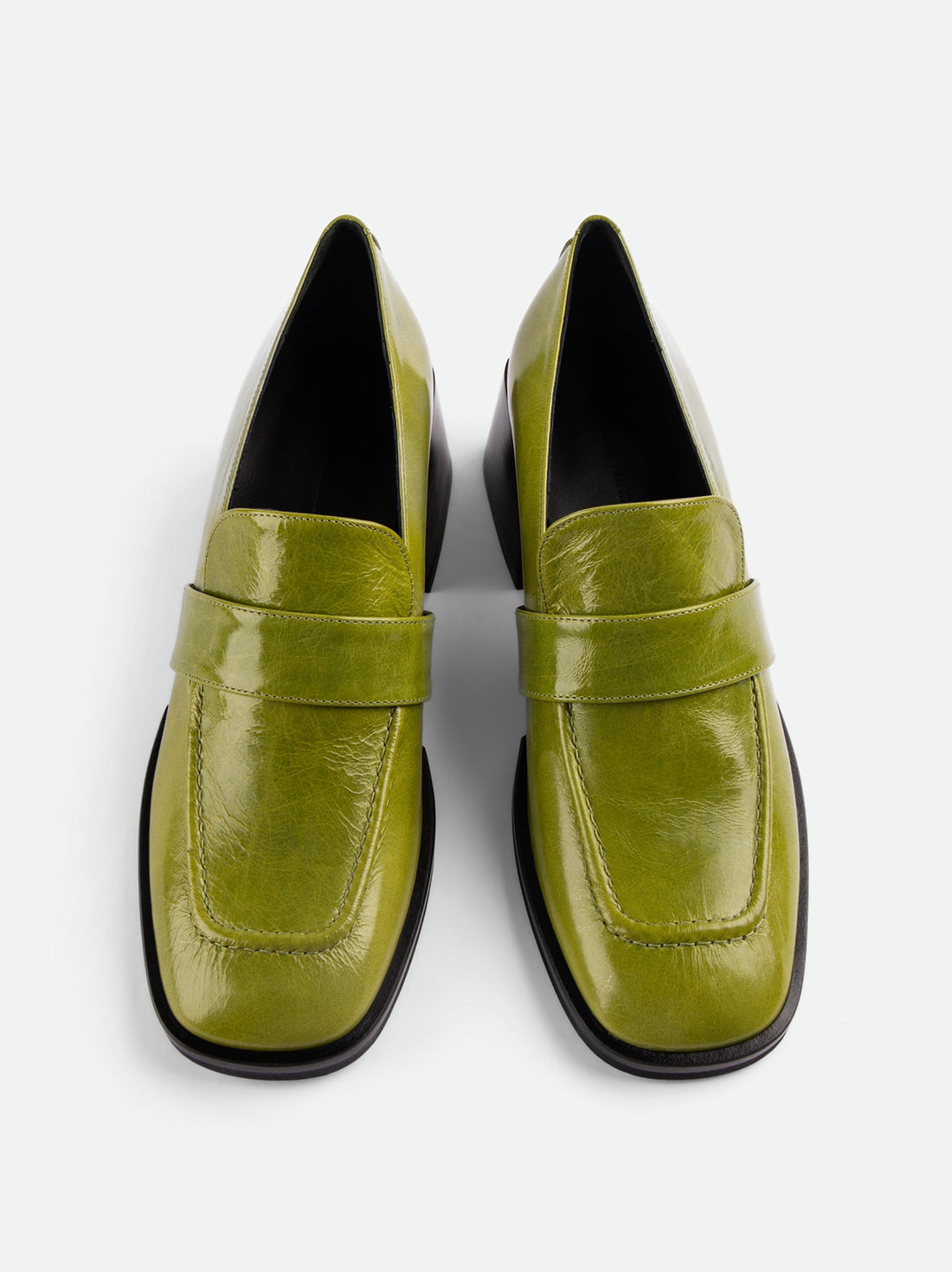 Noemi Loafers