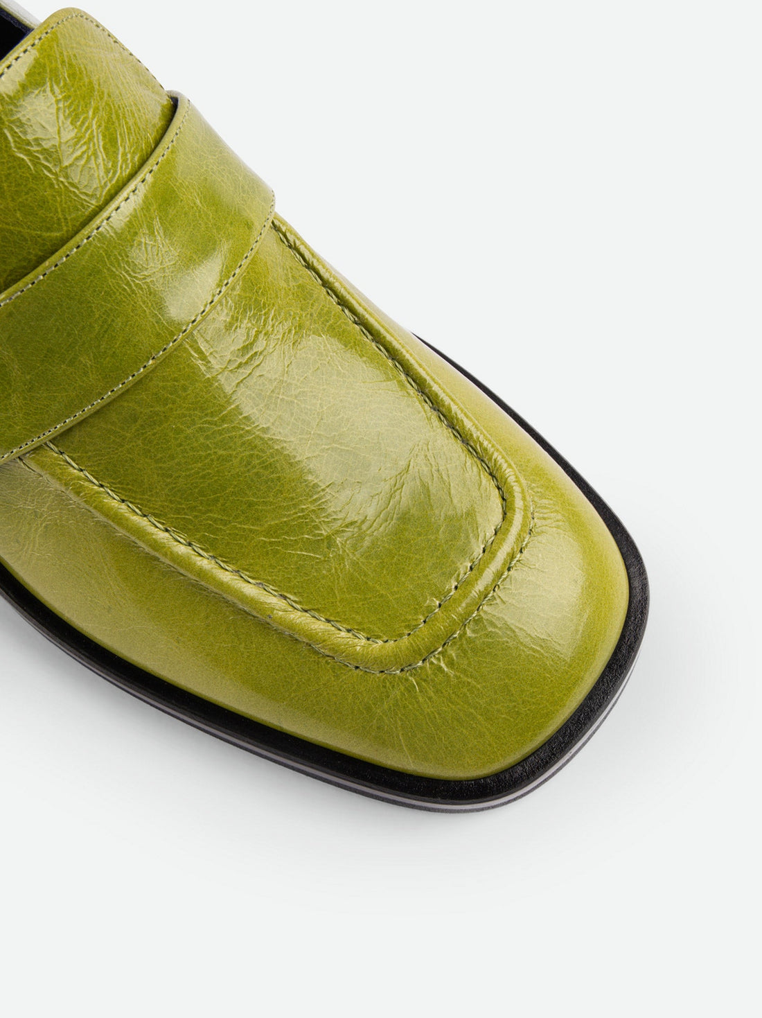 Noemi Loafers