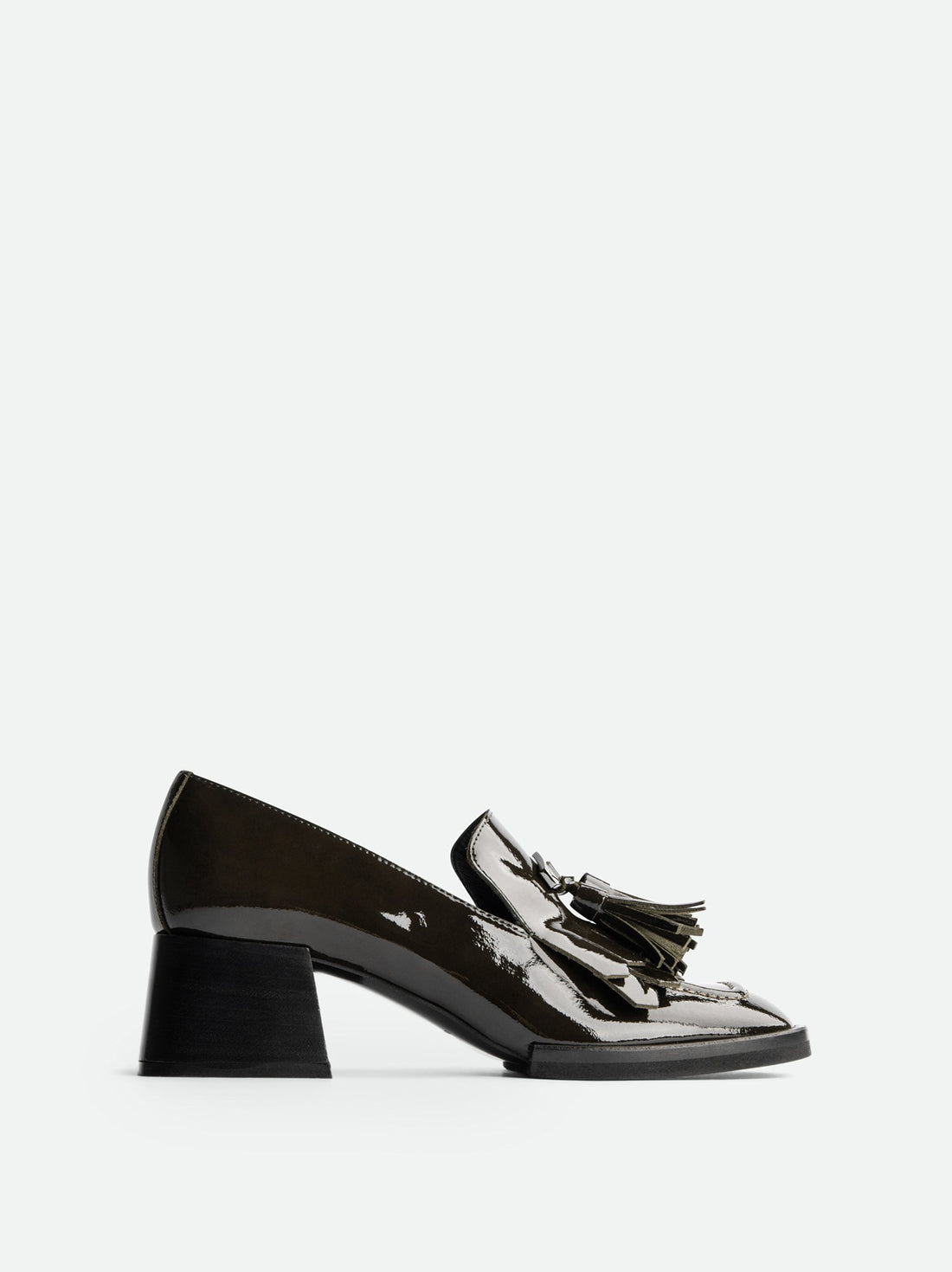 Kendra Loafers