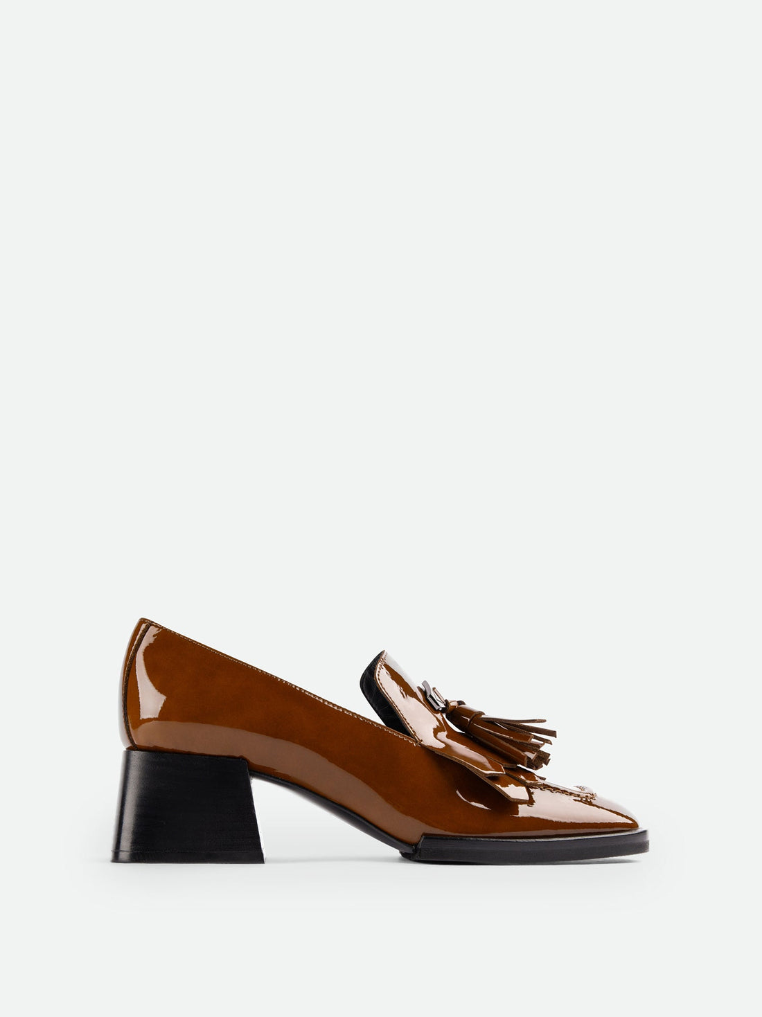 Kendra Loafers