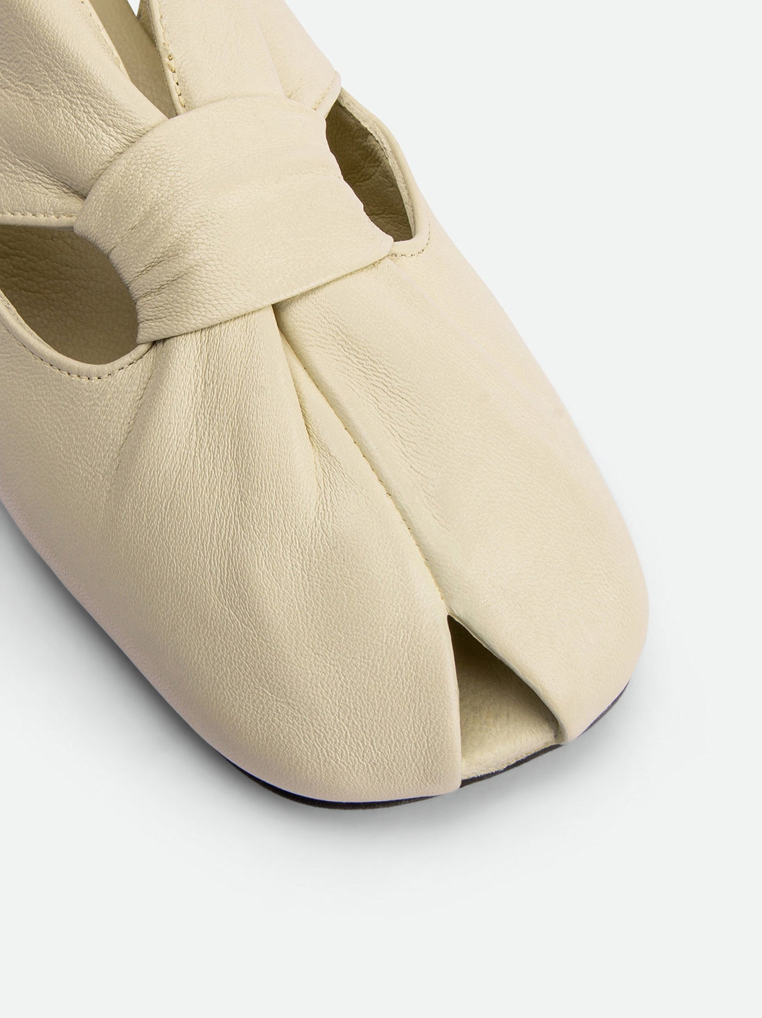 Janelle Beige Leather Slingbacks Sandals - Toe Close-up View - POEVE Collection