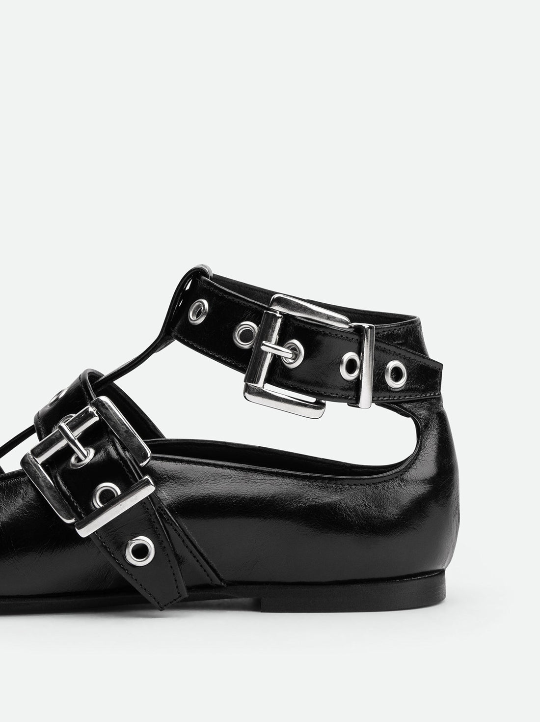 Sall Black Leather Ballerinas - Back View - POEVE Collection