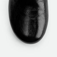 Talia Black Crinkled Leather Flats – Toe Close-up – POEVE Collection
