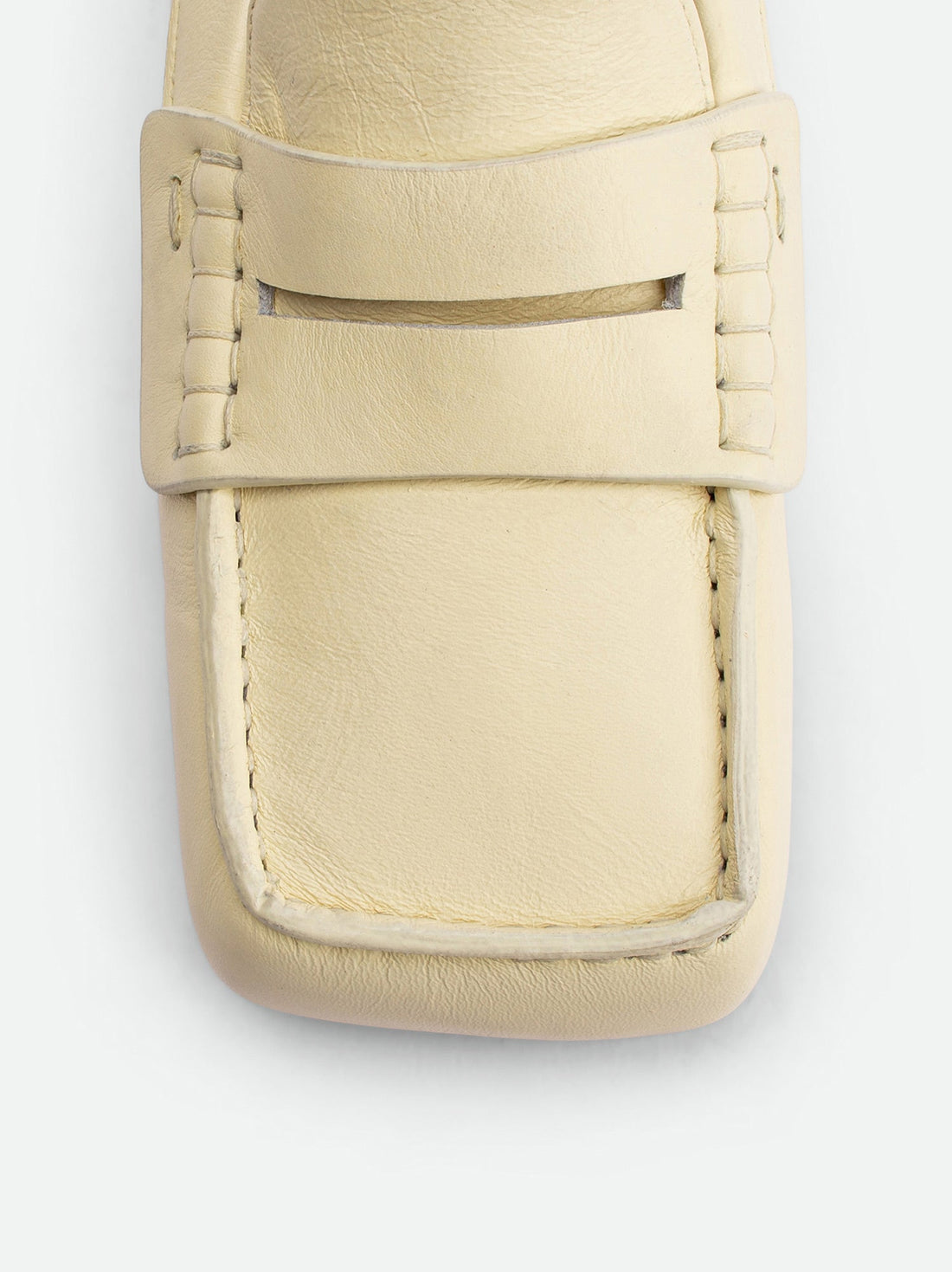 Finley Beige Leather Loafers - Toe Close-up View - POEVE Collection