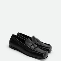 Finley Black Leather Loafers - Angled Side View - POEVE Collection