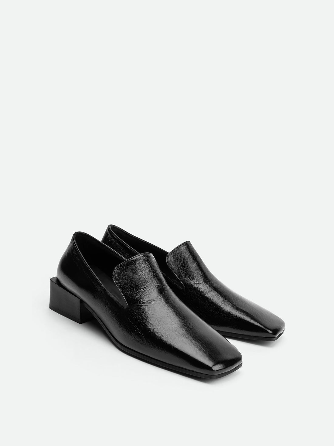 Gwen Black Crinkled High-Gloss Leather Loafers – Angled View – POEVE Collection