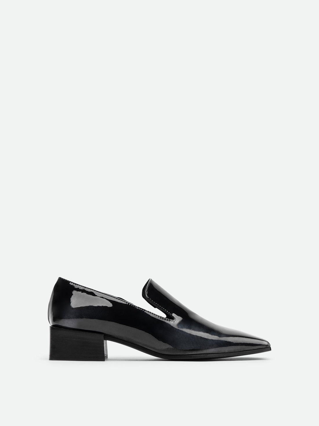 Gwen Pull-Up Black-and-White Leather Loafers – Side View – POEVE Collection