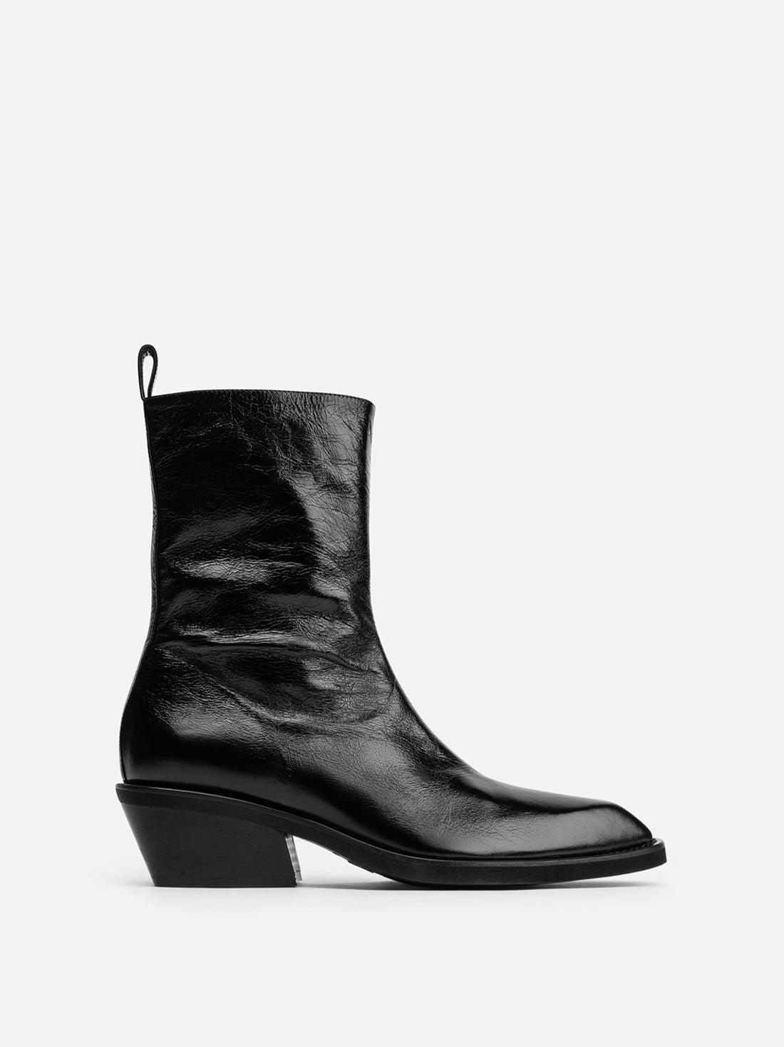 Elow Black Crinkled Glossy Leather Ankle Boots – Side View – POEVE Collection