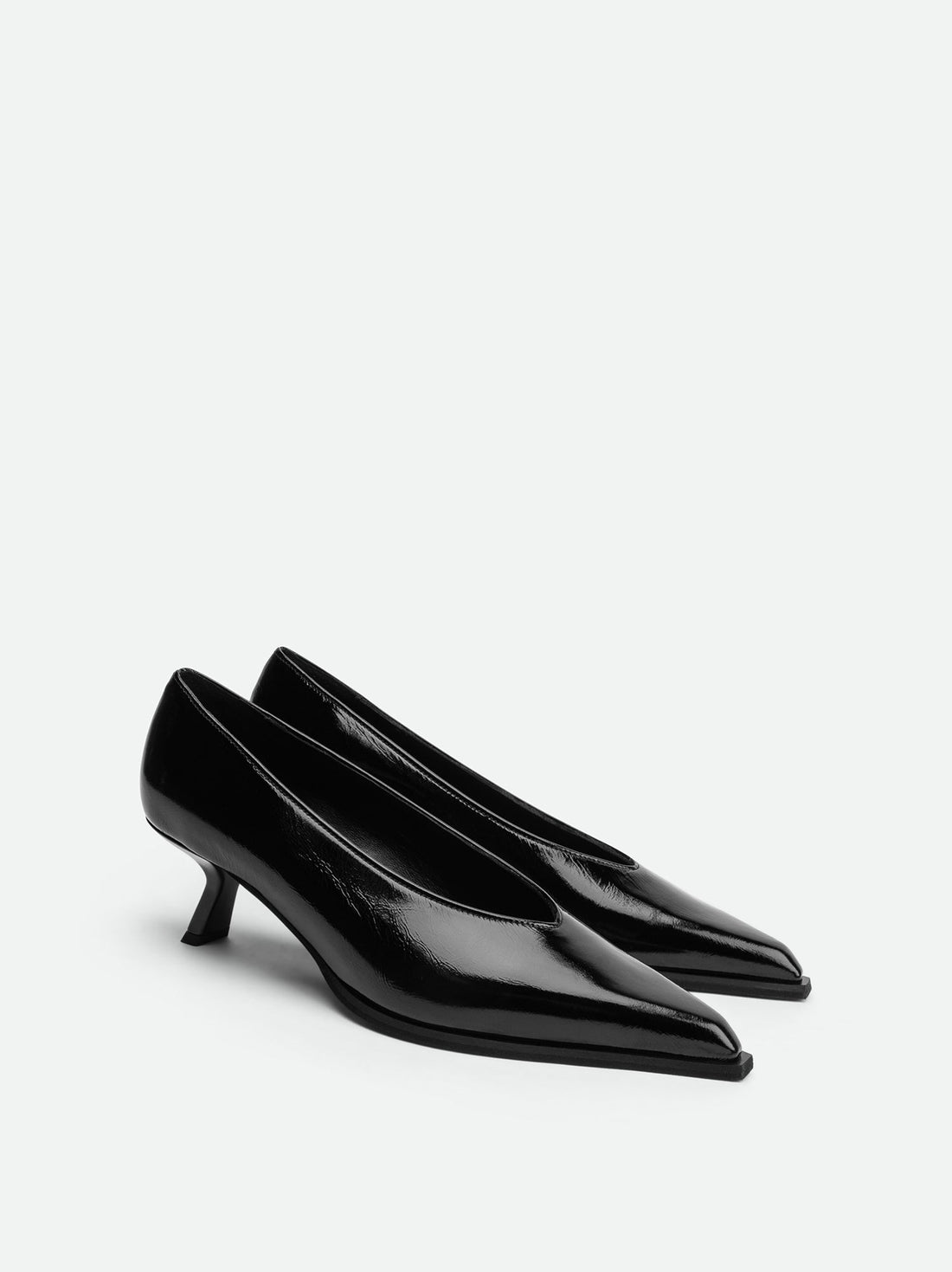 Yone Black Creased Patent Leather Pumps – Angled View – POEVE Collection