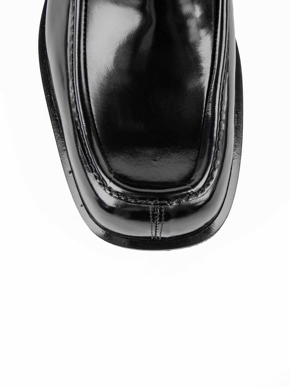 Newton Black Brushed Leather Loafers - Toe Close-up View - POEVE Collection