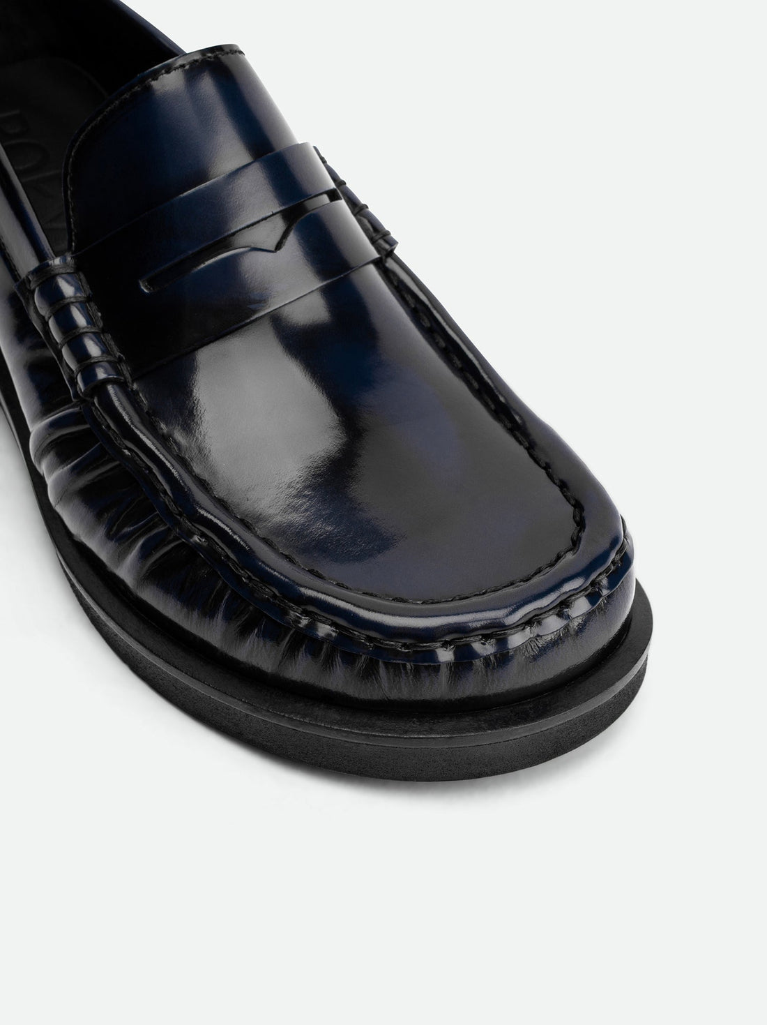 Leona Blue Brushed Leather Loafer – Toe Close-Up View – POEVE Collection