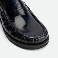 Leona Blue Brushed Leather Loafer – Toe Close-Up View – POEVE Collection
